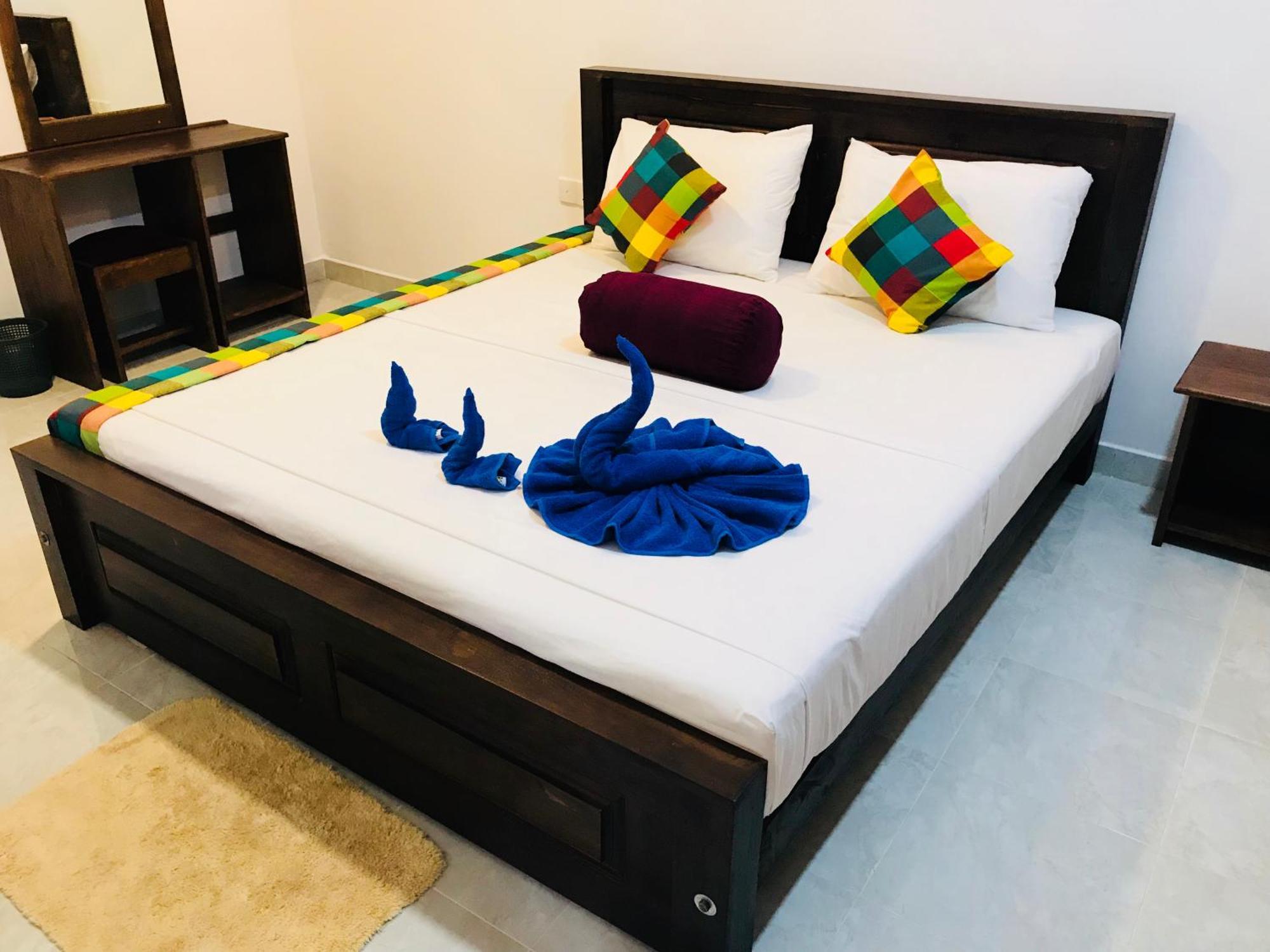 Pearl House Resort Anuradhapura Bagian luar foto